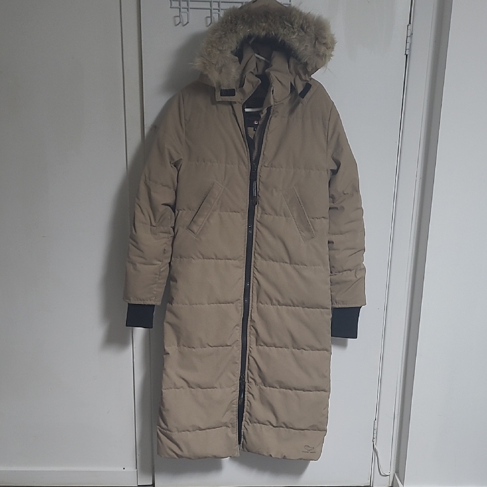 Canada Goose Tan Parka with Fur Trim Style 3035L - Picture 1 of 16